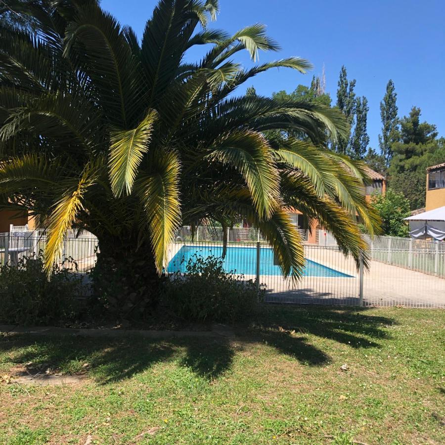 Appartement Les Hameaux Arles Luaran gambar