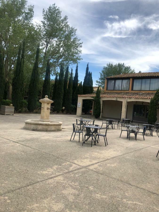 Appartement Les Hameaux Arles Luaran gambar